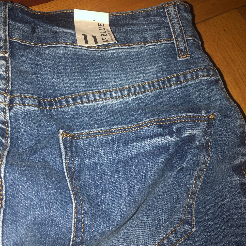 AP BLUE ; JEANS !